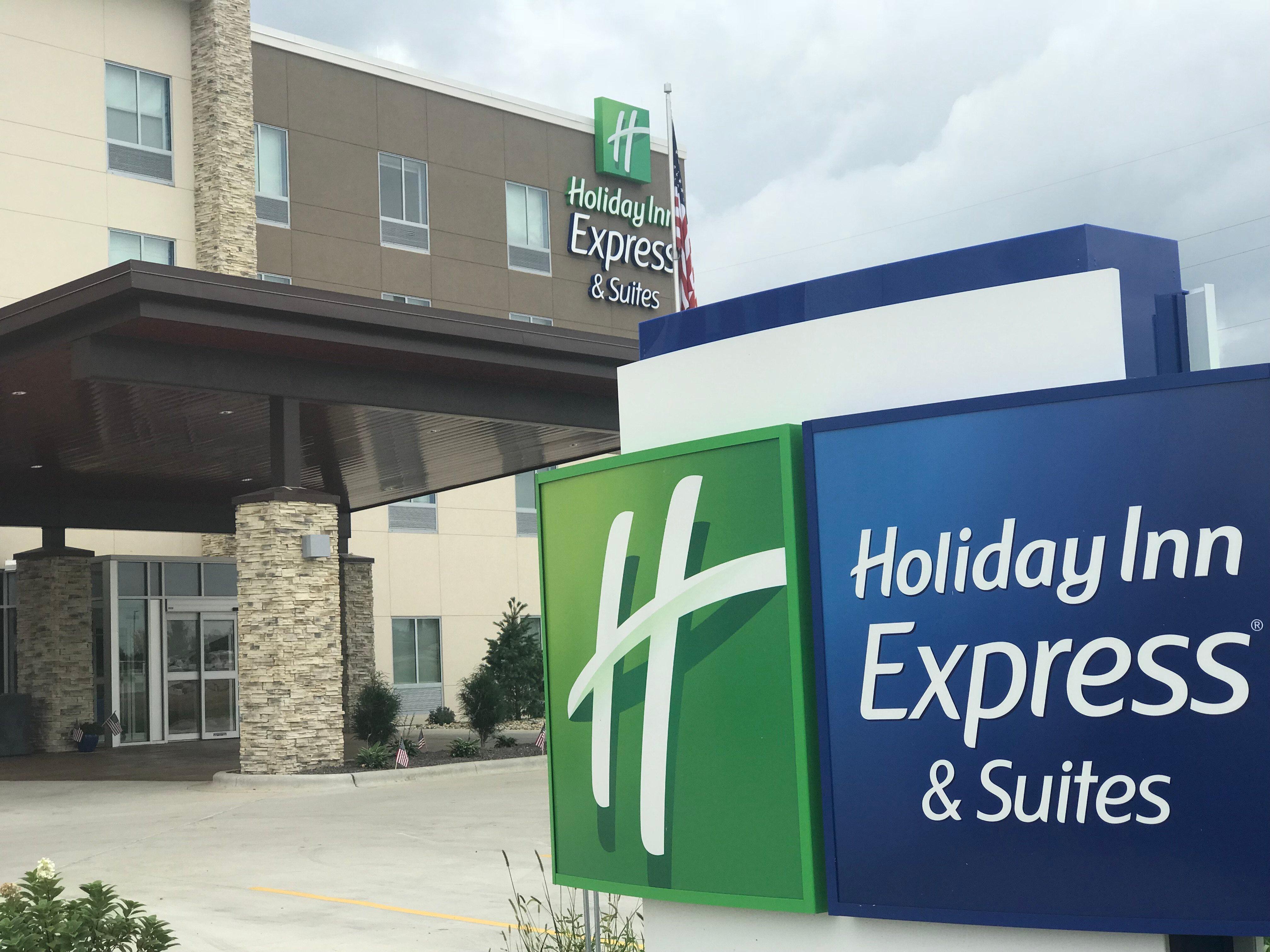 Holiday Inn Express & Suites - Hannibal - Medical Center Buitenkant foto